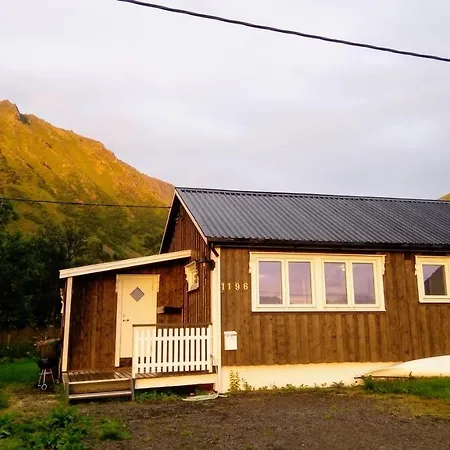 Cozy Cabin In Lofoten With Beautiful Ocean View Holiday home