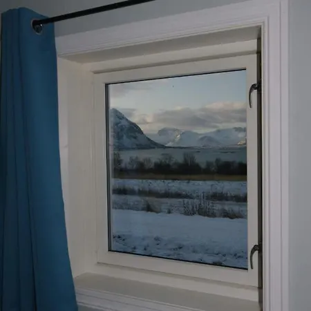 Cozy Cabin In Lofoten With Beautiful Ocean View Holiday home