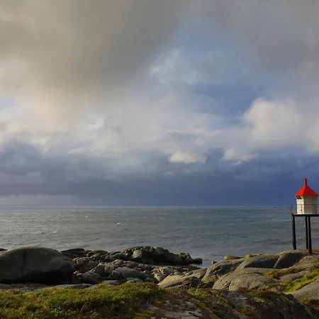 Holiday home Cozy Cabin In Lofoten With Beautiful Ocean View